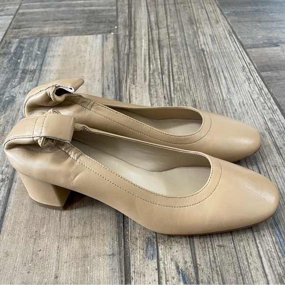 Everlane The Italian Leather Day Heel in light tan taupe size 6 - Picture 6 of 11